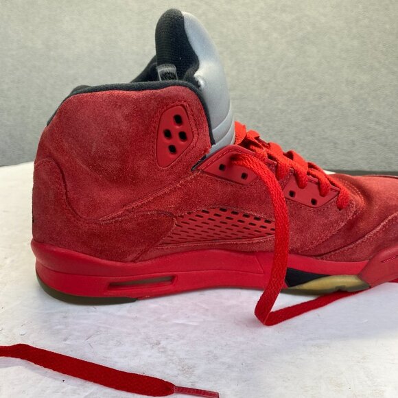 Nike Air Jordan 5 Retro Red Suede GS Size 6.5Y Basketball Shoes 440888-602